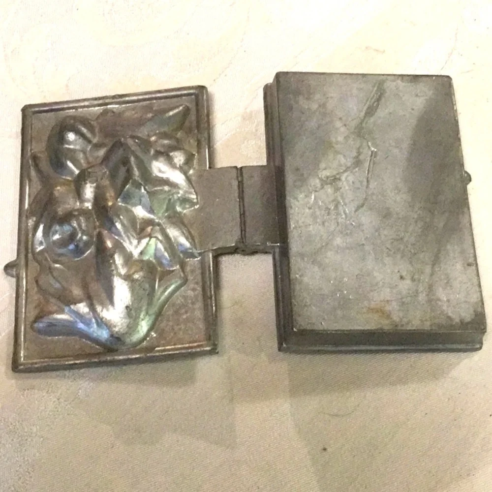 Antique Floral Metal Chocolate Mould #457 - Picture 3 of 5